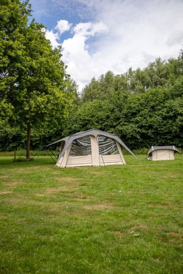 CAMPOOZ Fat Freddy camping trailer tent with trekking awning